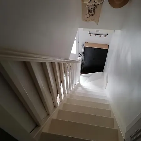 Le De Gabriel Front De Appartement *