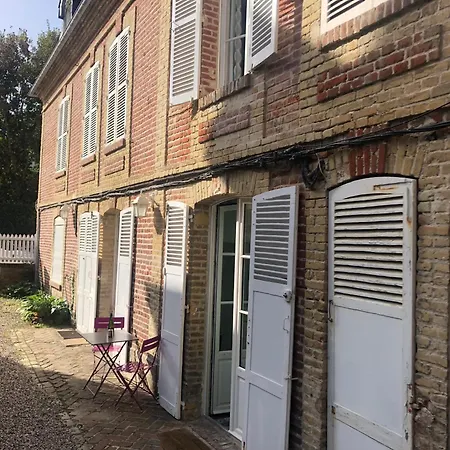 Le De Gabriel Front De Villers-sur-Mer