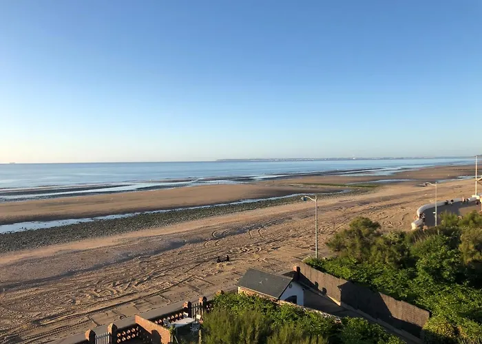 Le De Gabriel Front De Διαμέρισμα